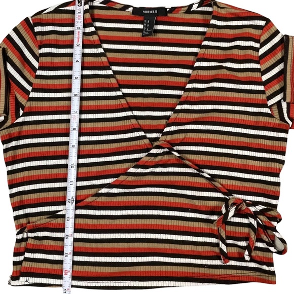Forever21 size medium crop top tie front cardigan red, white, black, tan stripes - Picture 11 of 13